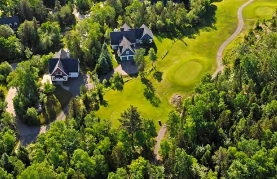 Mont Tremblant Resort - Le Geant: Aerial view