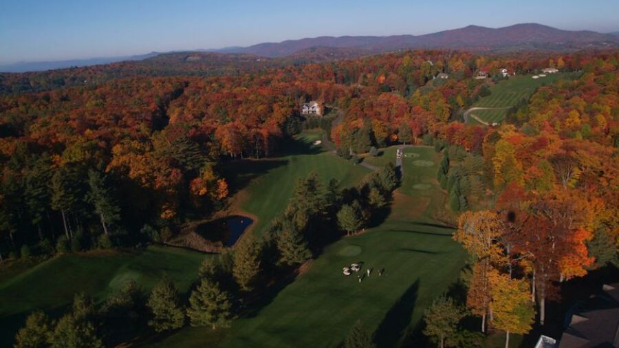 Olde Beau GC: clubhouse balcony
