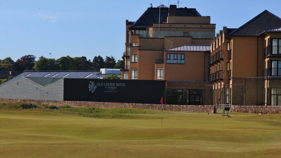 Old Course at St. Andrews - hole 16