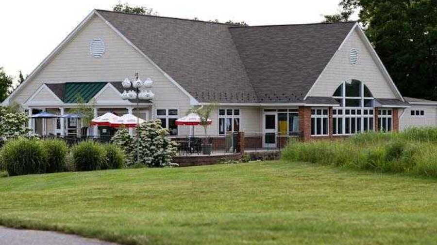 Hampshire Greens GC: clubhouse