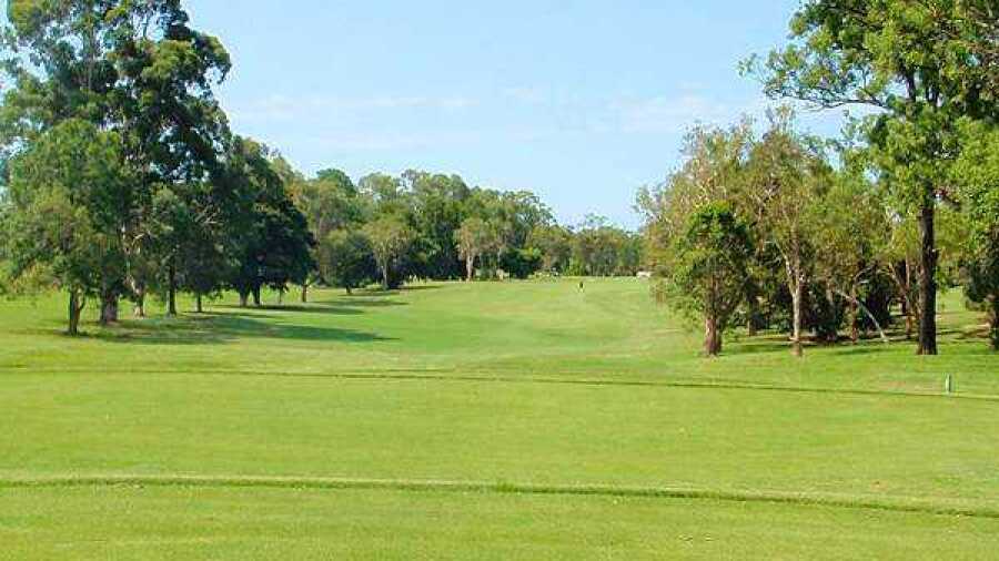Virginia Golf Club's no. 6