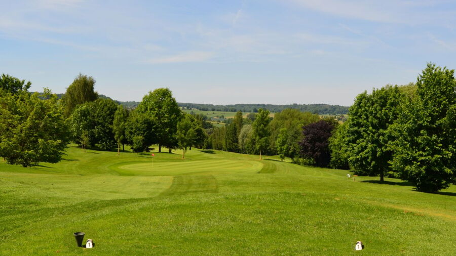 Mergelhof GC - Par-3: #1