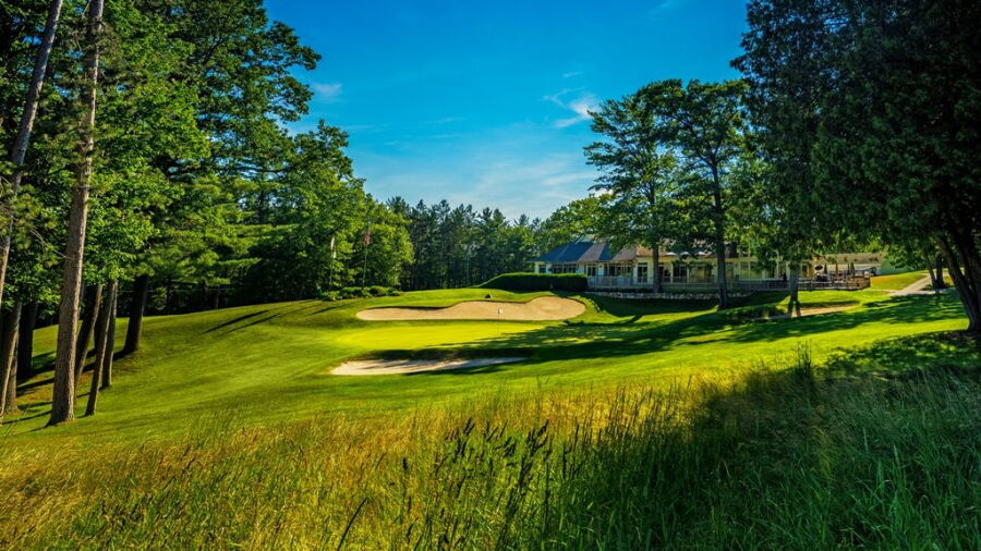 Indian River GC: #9 & clubhouse