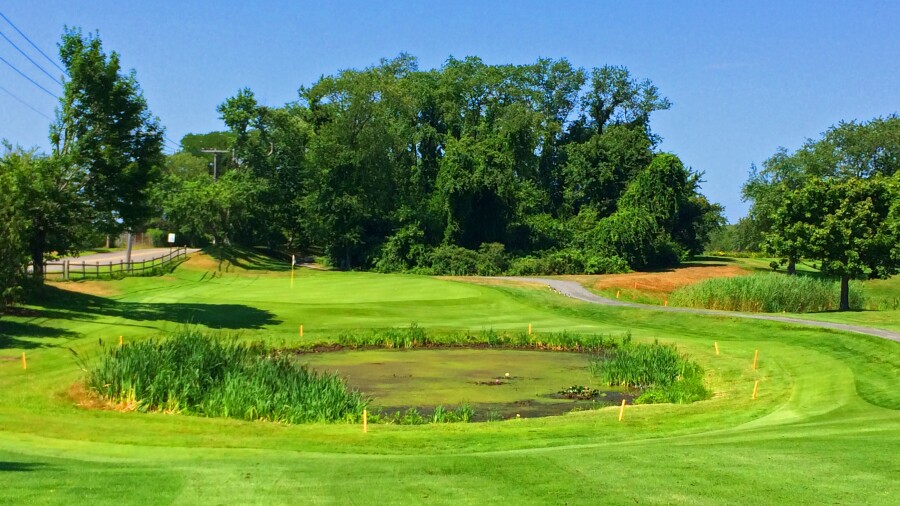 Montaup Country Club golf course - no. 1