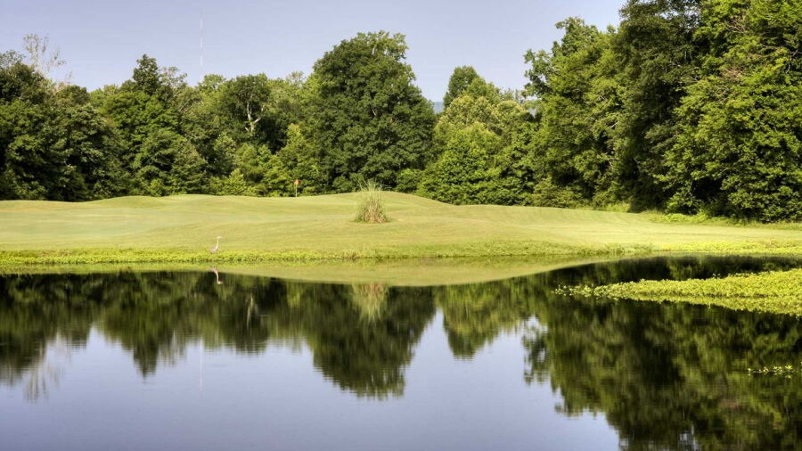 River at Hampton Cove GC: #15