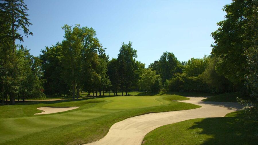 Paris International GC: #1