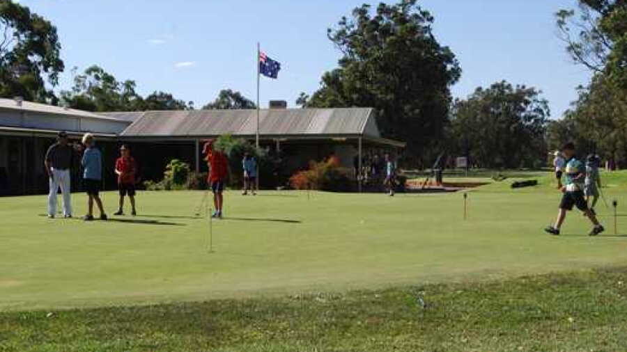 Pinjarra GC: Practice area