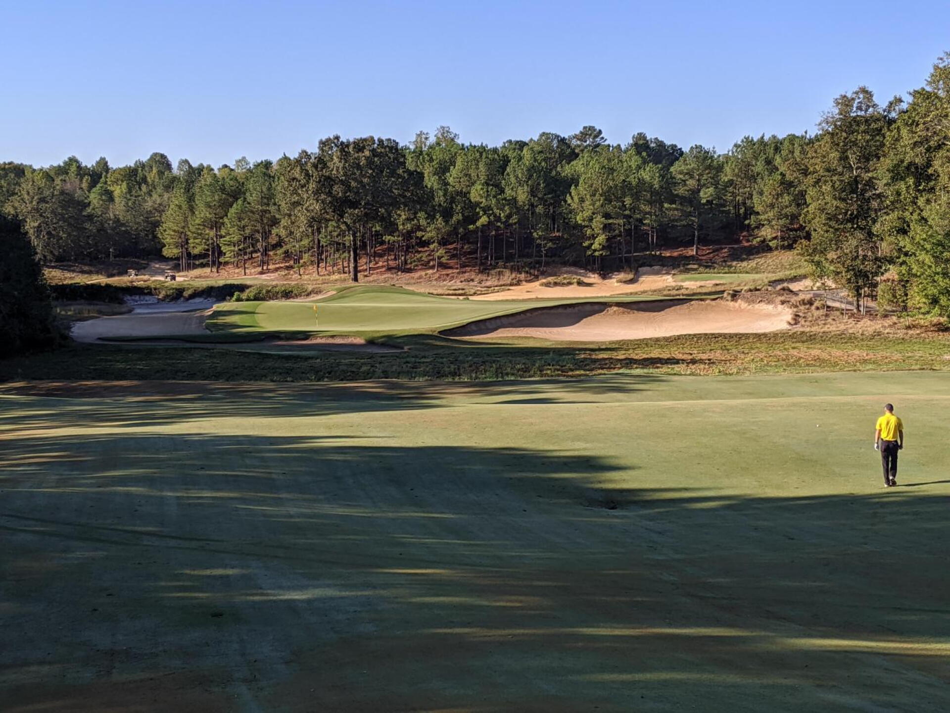One of the coolest greens at #7 (Photo submitted by GolferJake78 on 10/17/2019)