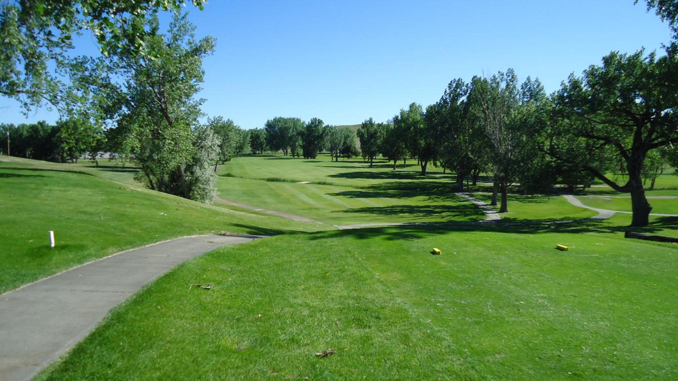 Hole 1 (Photo submitted by mtpingr on 09/16/2015)