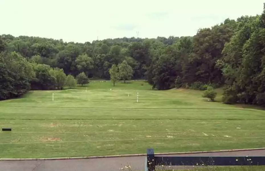 Reynolds Park GC: Driving range
