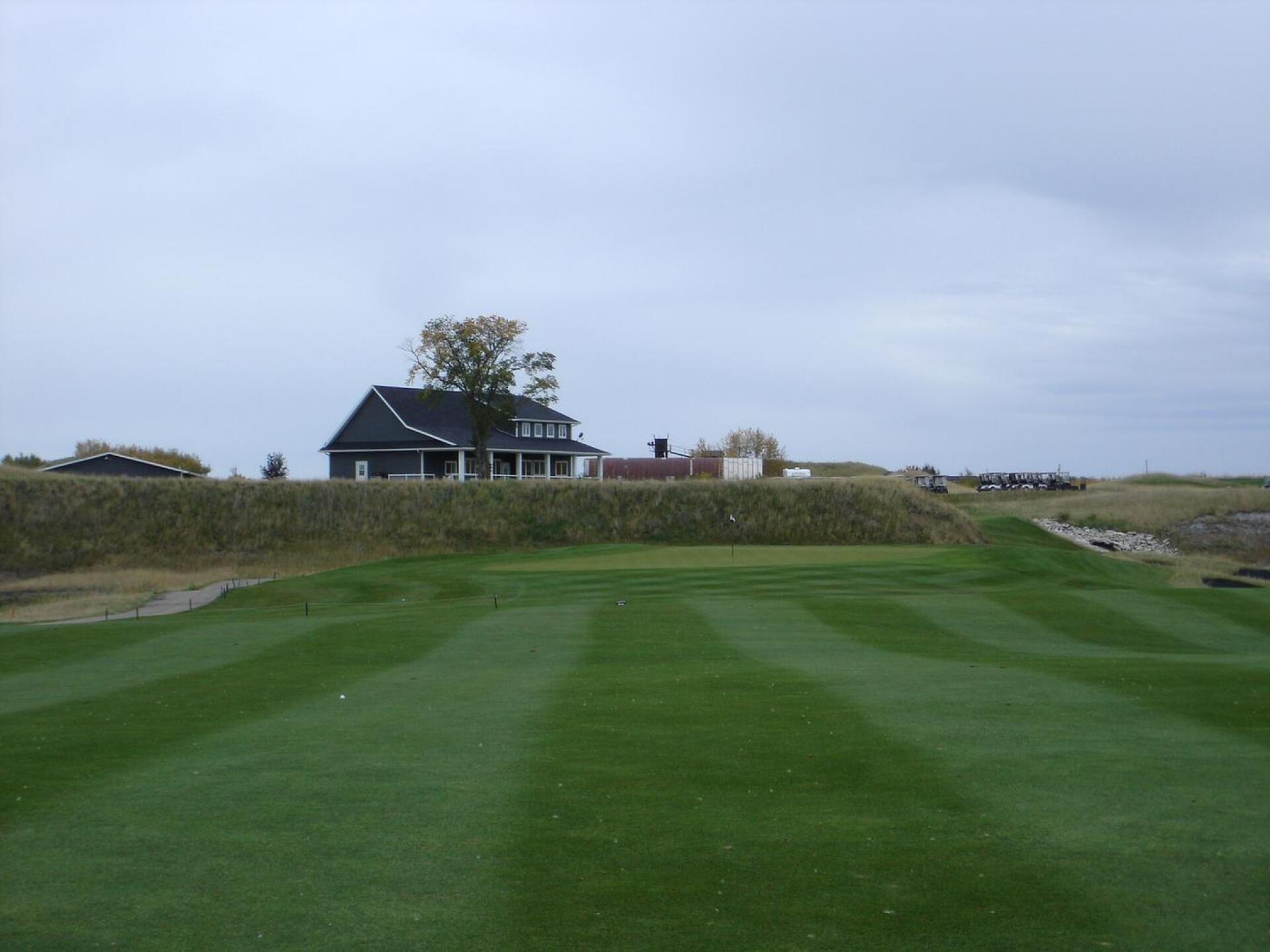Coal Creek GC, Hole 18, Par 4, 414 yds (Photo submitted by DYakimec on 08/03/2020)