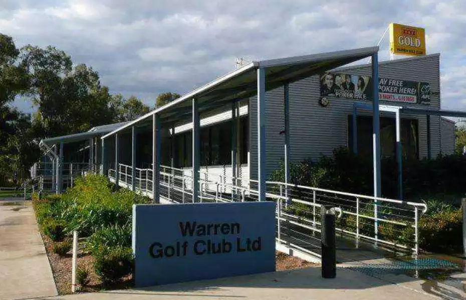 Warren Golf Club's clubhouse