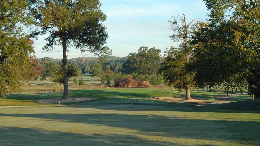 Hollows GC - Lake: #4