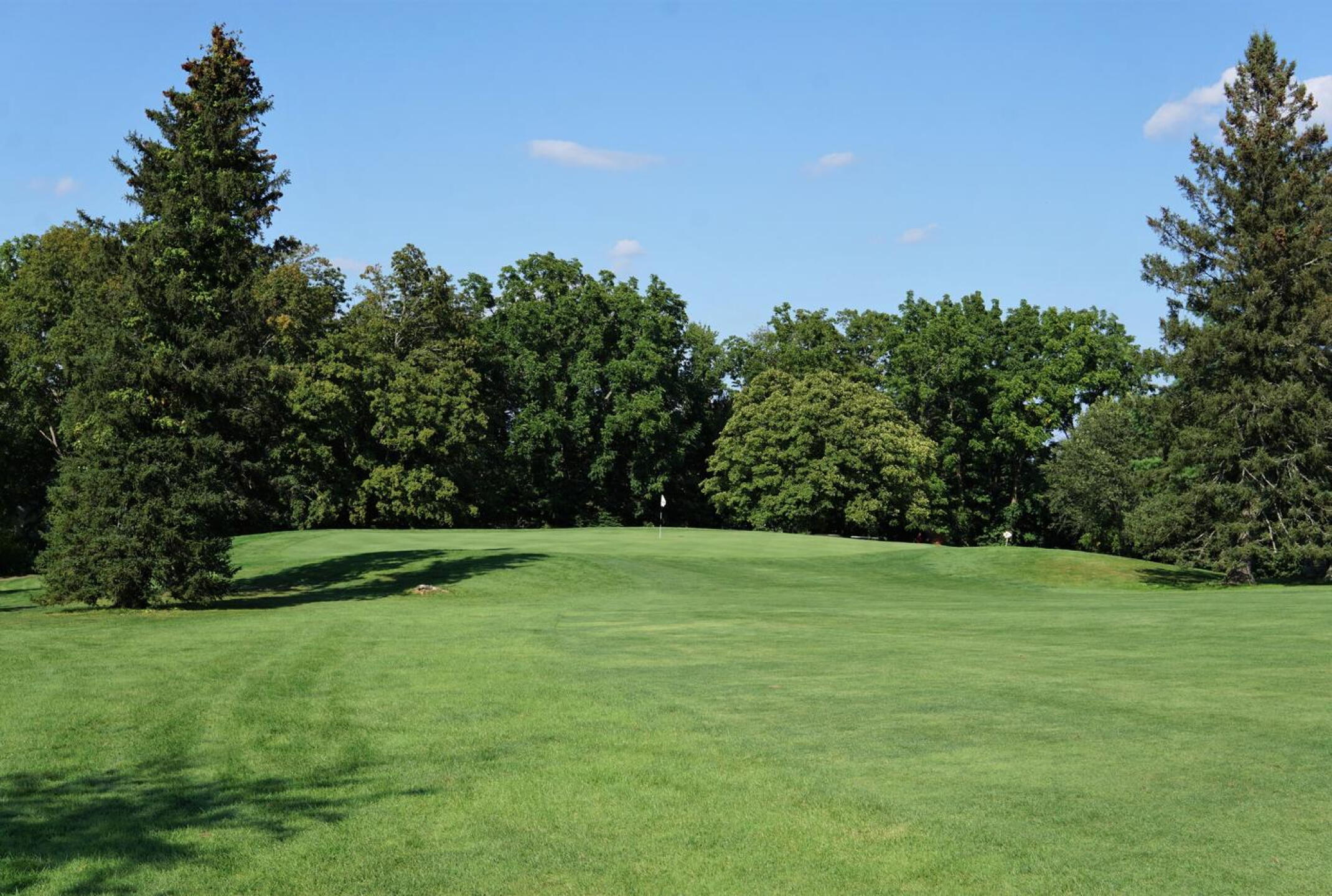 The fourth green features the kind of fairly aggressive contouring that is typical of Albert Zikorus’ designs. (Photo submitted by AptlyLinked on 09/06/2023)