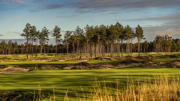 Crownwood Club - Henrik's Playground