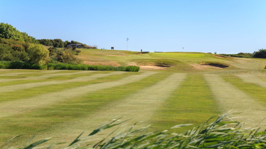 Cooden Beach GC: #9