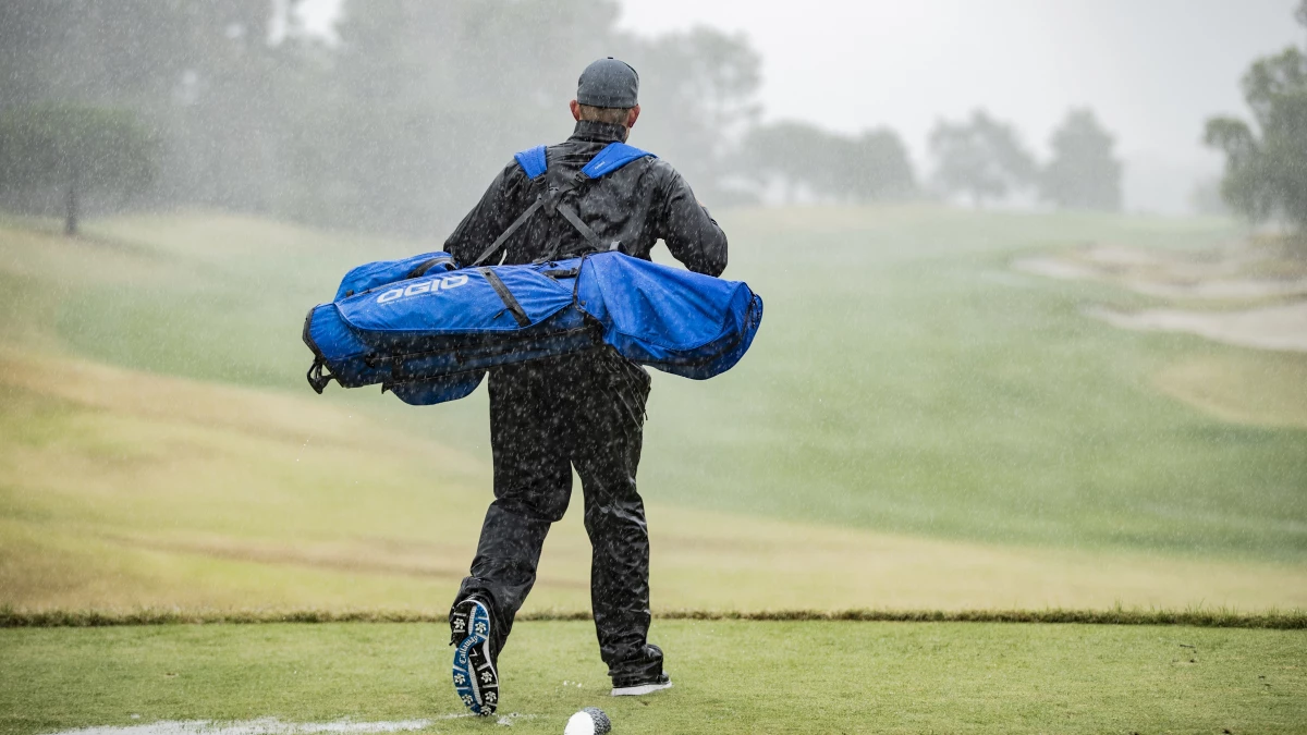 How to dress for golf's most extreme weather conditions