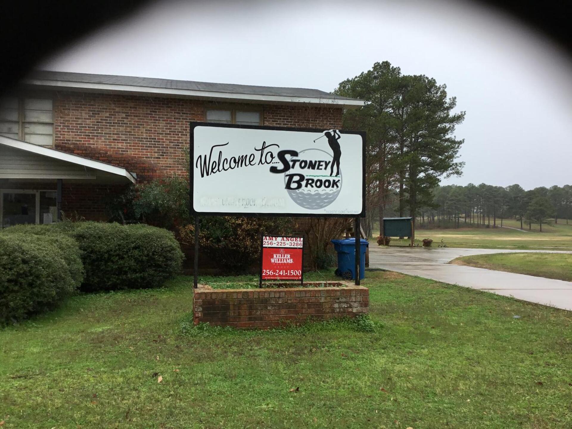 Course is closed and for sale (Photo submitted by BrandonWebb on 03/07/2017)