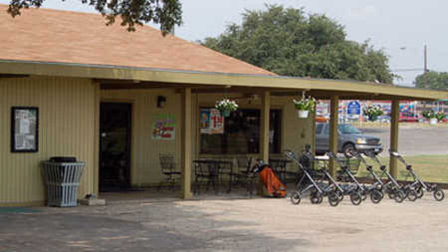 San Pedro Driving Range & Par 3 GC