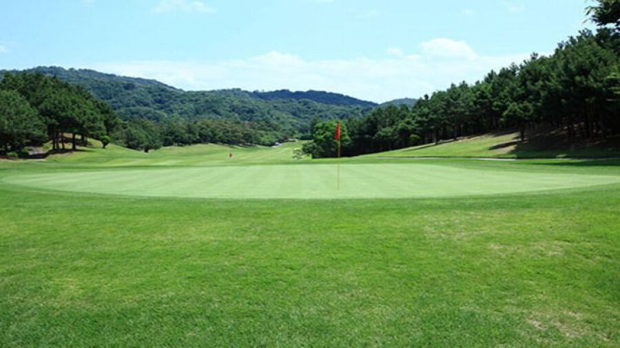 Akasaka Lakeside CC: #1