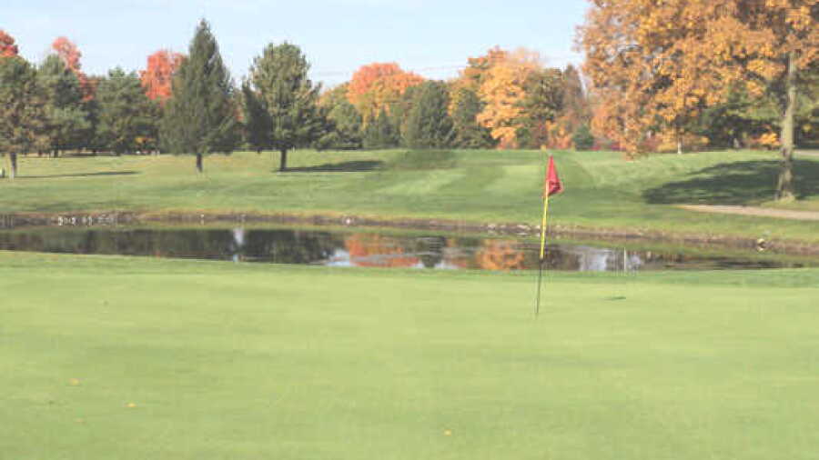 Mullenhurst GC: #1