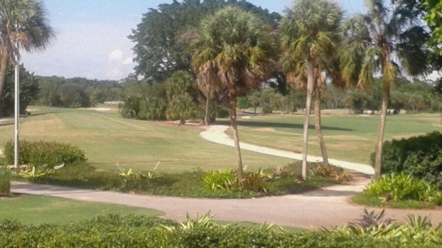 Hole in the Wall GC