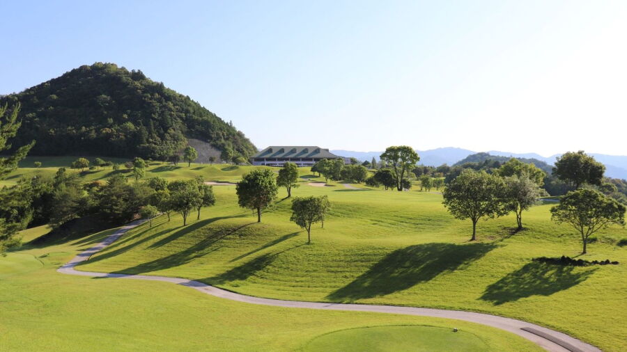 Green Feel GC: Clubhouse