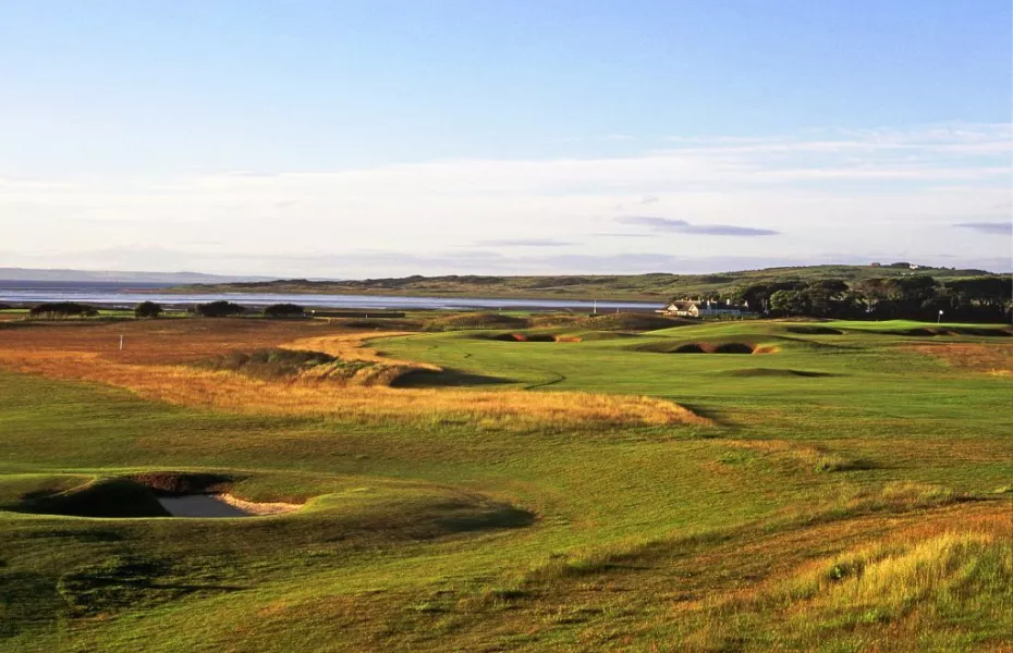 1st hole at Craigielaw Golf Club.