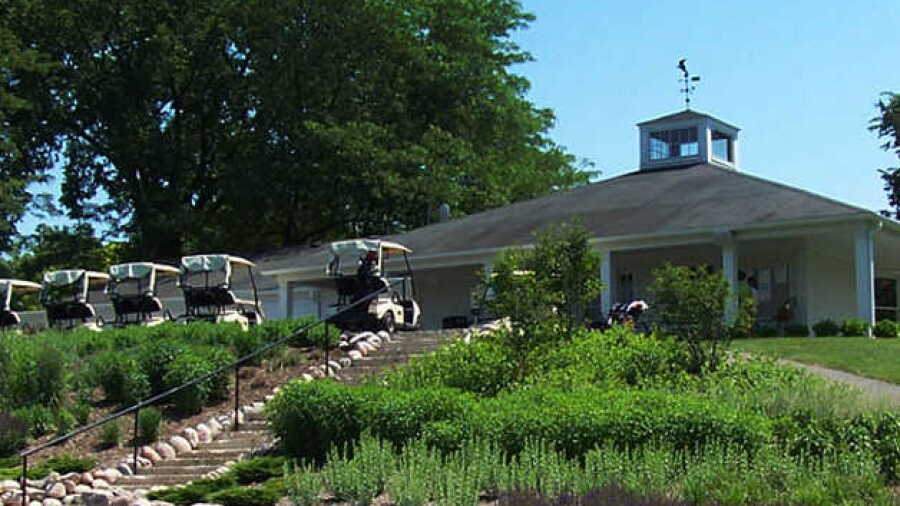 Chenequa CC: Clubhouse