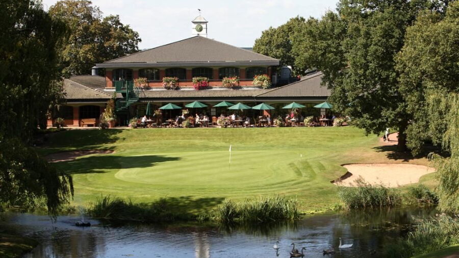 #18 & clubhouse
