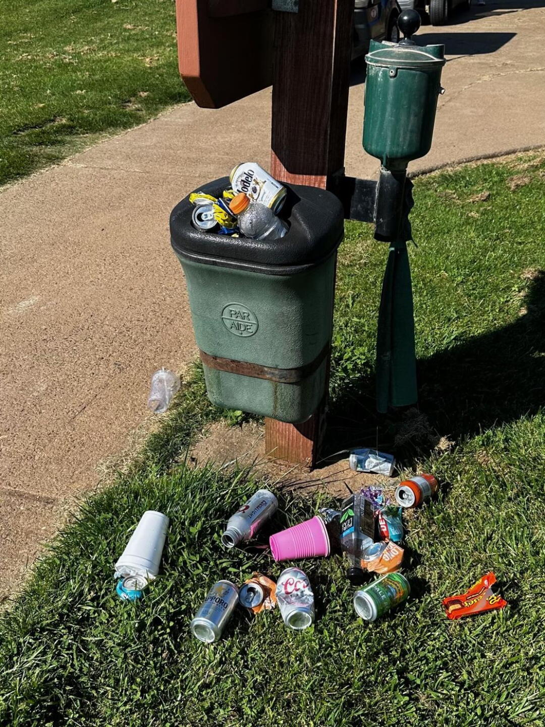 Garbage Cans Overflowing (Photo submitted by hmatlack on 04/22/2024)