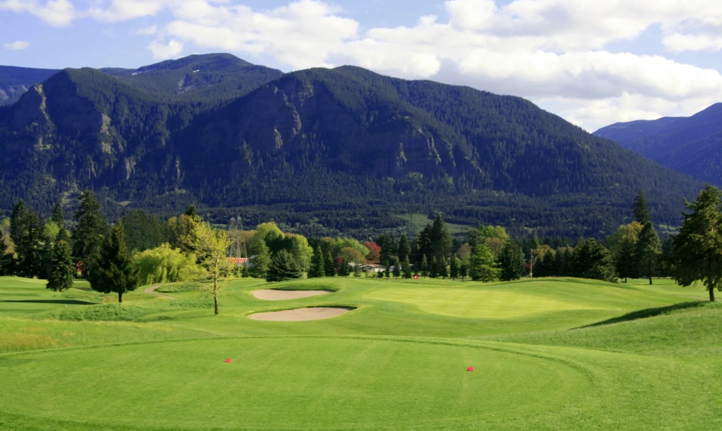 Elk Ridge Golf Course - hole 16