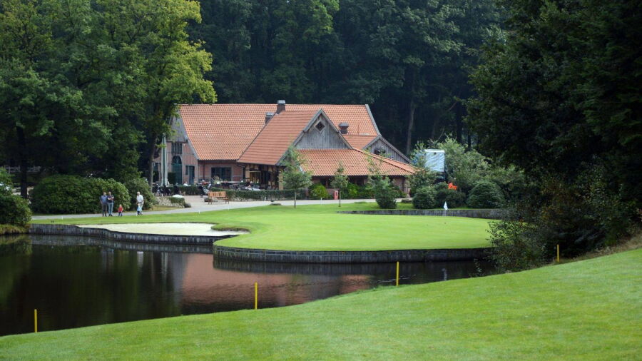 Gut Dueneburg GC: #18, clubhouse
