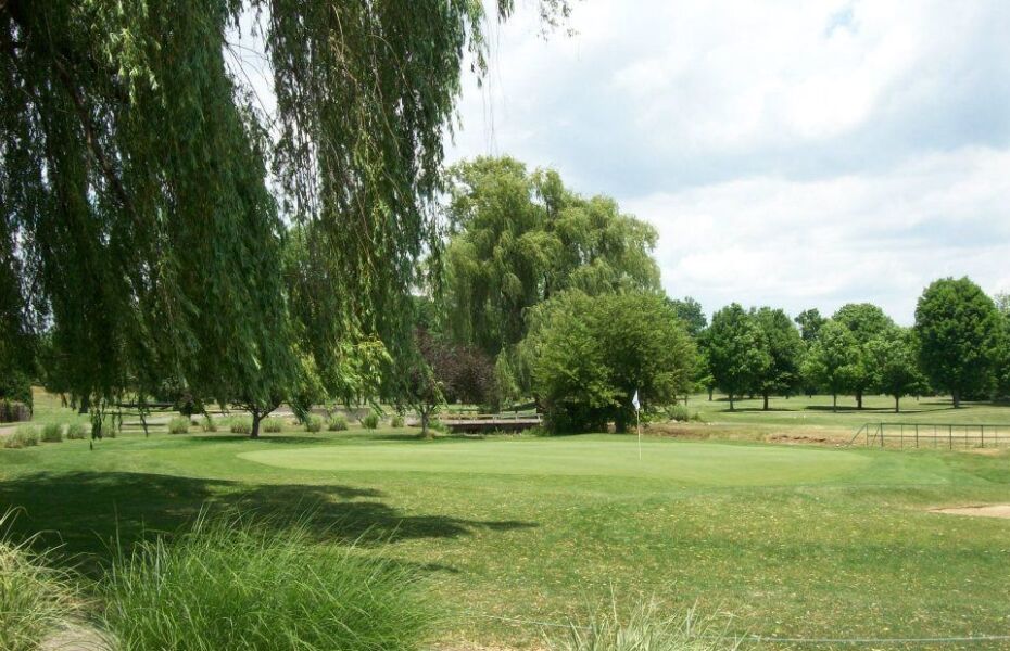 Edgewater Golf Club in Minerva, Ohio, USA GolfPass