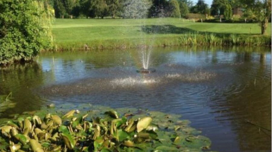 Droitwich GC: water hazard