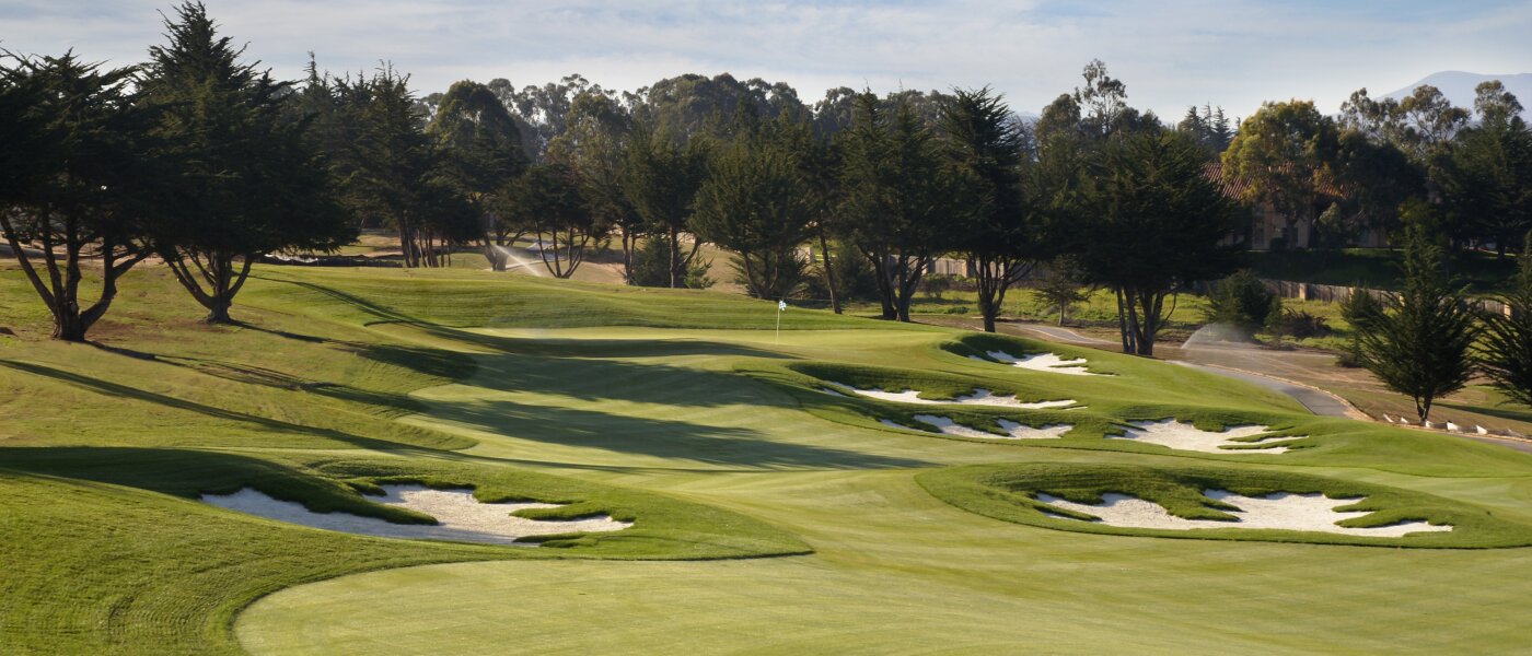 Black Horse Golf Course - Hole #16