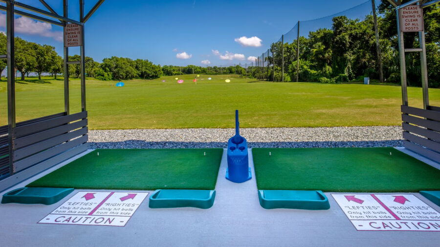 Blue Sky GC: Driving range