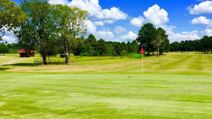 Les Vieux Chenes GC