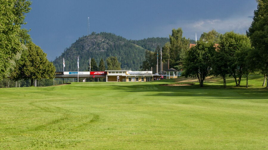 Sundsvalls GC: #18 & clubhouse