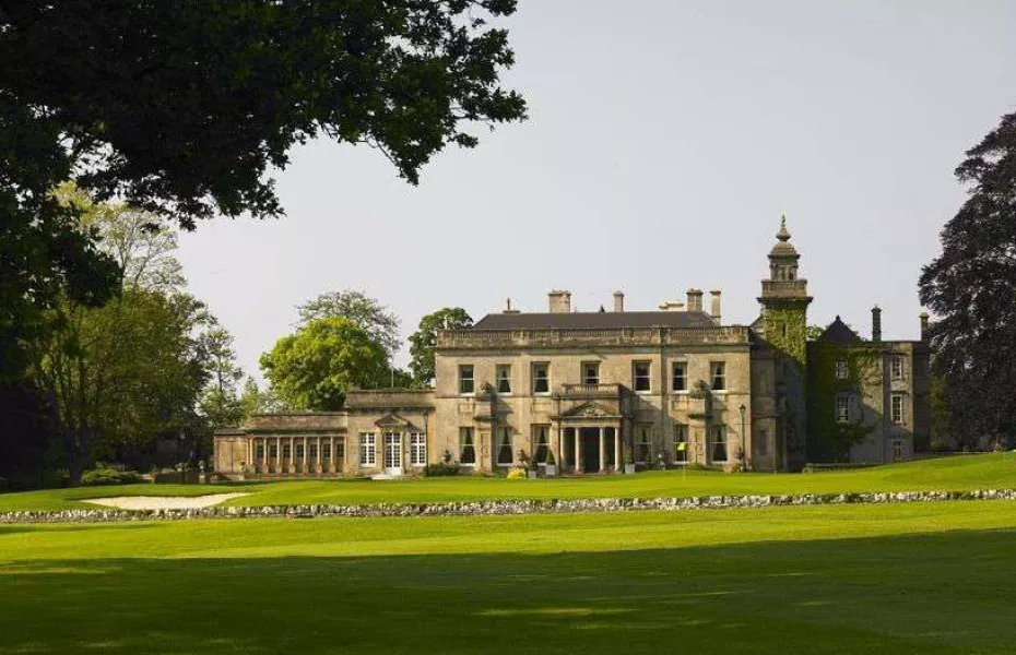 Tracy Park Hotel & CC