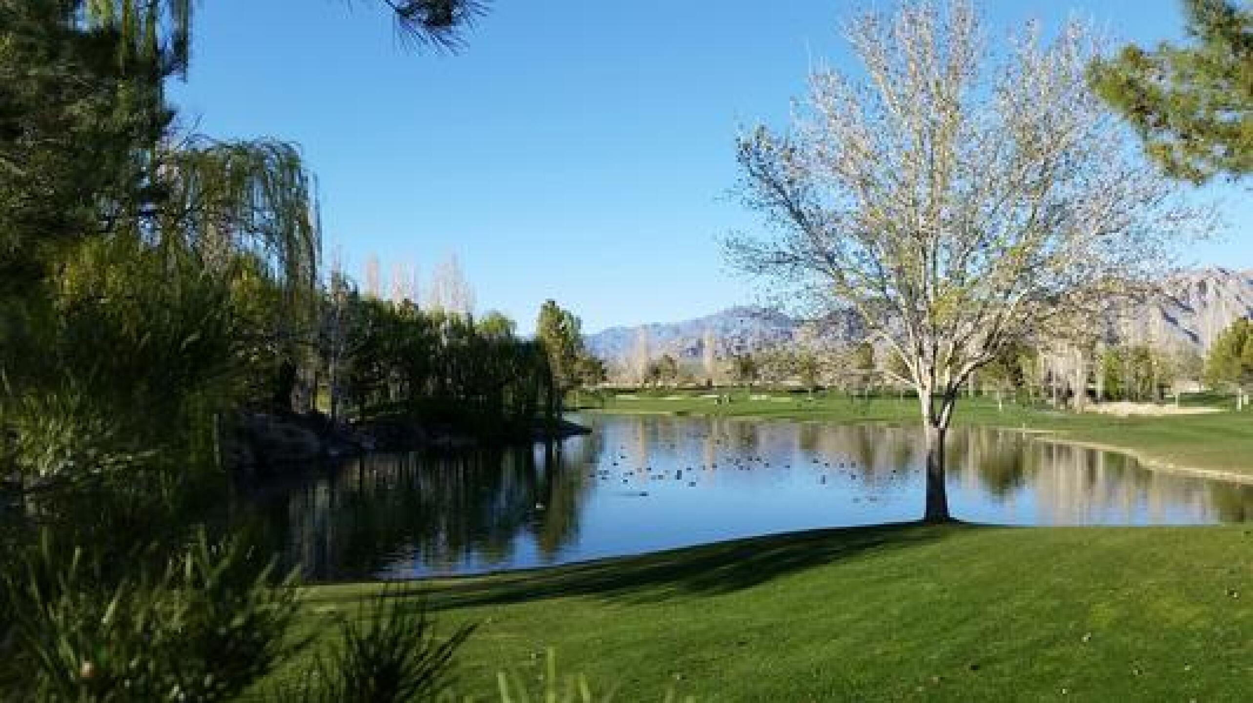 Mountain Falls 2 (Photo submitted by flynglfr on 03/11/2015)