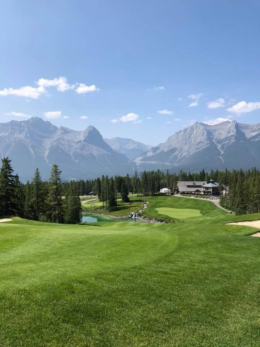 #18 (Photo submitted by Ienjoygolfing75 on 08/02/2018)
