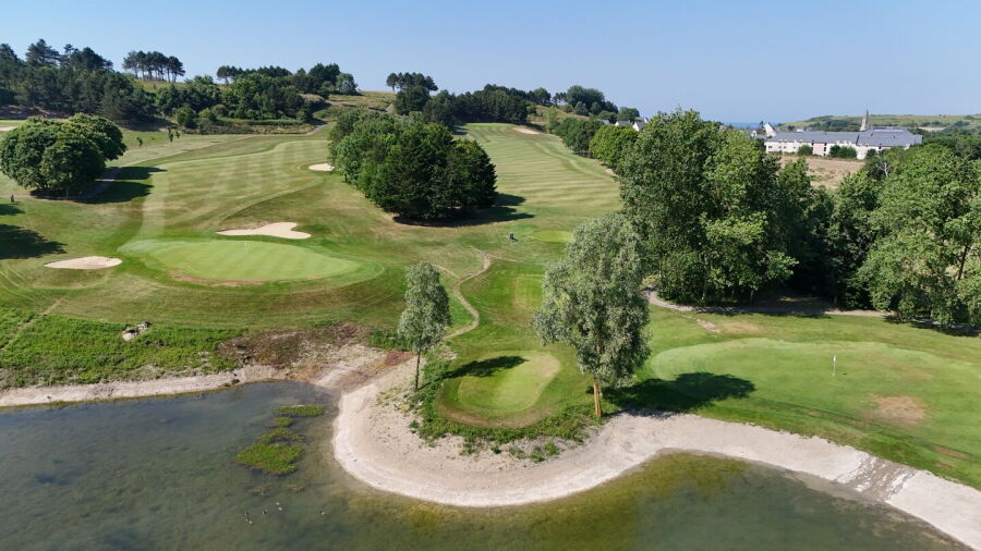 Omaha Beach Memorial GC - De Gaulle Course: #5