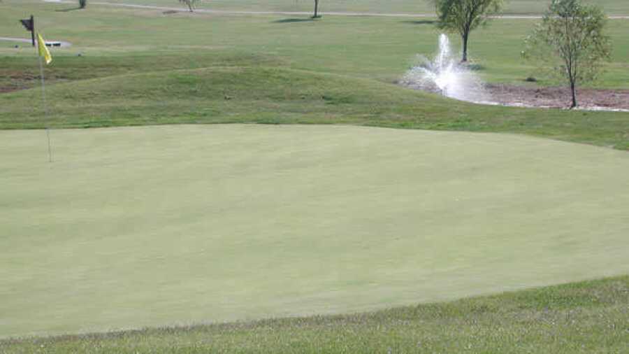 Indian Mounds GC