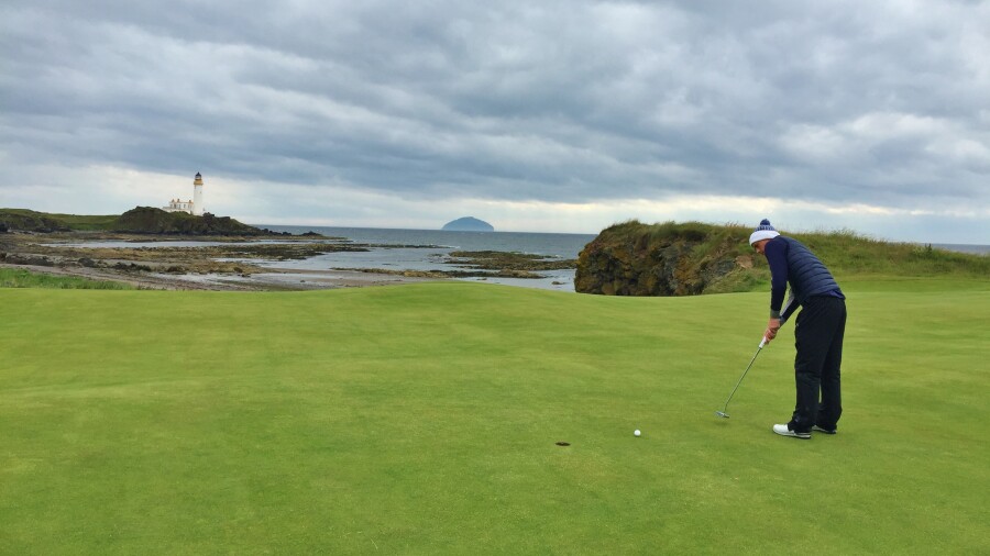 Trump Turnberry Resort - Ailsa golf course - 10th green
