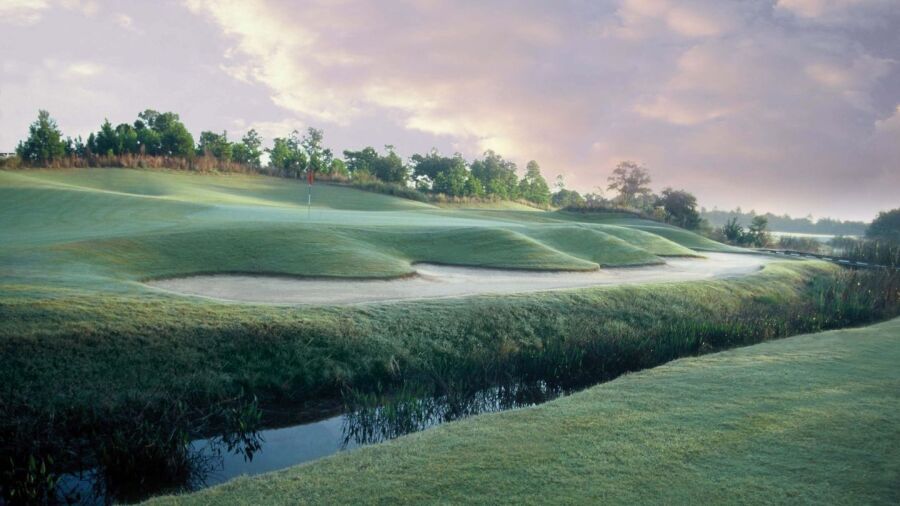 Barefoot Resort - Love Course