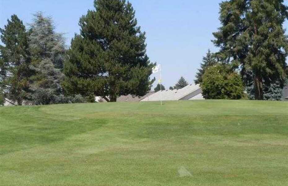 Salemtowne Golf Club in Salem, Oregon, USA GolfPass