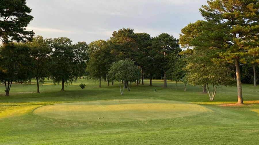 Redmont CC: Practice area