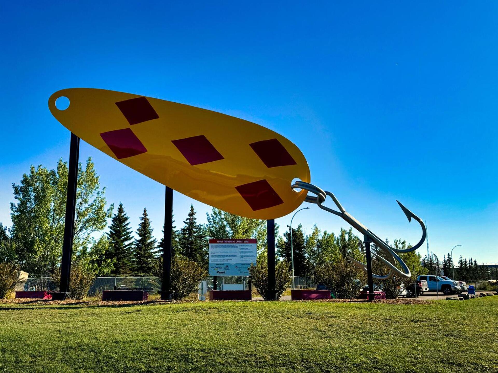 Len Thompson, 5 of Diamods, World's Largest Lure (Photo submitted by DYakimec on 12/09/2024)