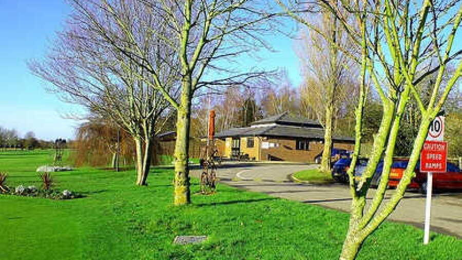 Avisford Park GC: Clubhouse